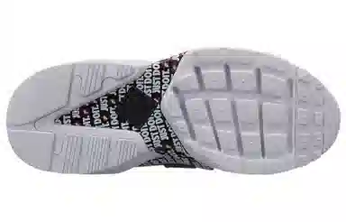 Nike Huarache City Low "Just Do It"