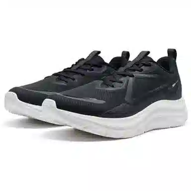 特步 减震回弹耐磨 低帮跑步鞋 男款 黑白