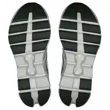 FKA Twigs x On Cloud X Beige