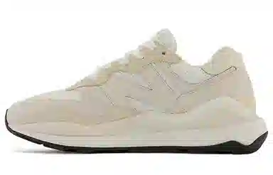 New Balance 5740 Beige