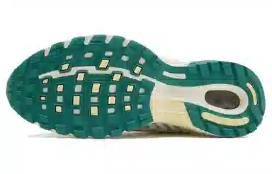 Nike Air Pegasus 2K5