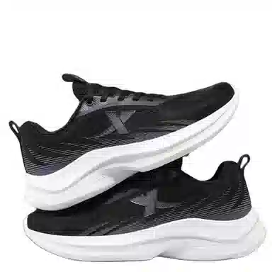 特步 舒适简约时尚防滑耐磨 低帮 休闲跑步鞋 男款 黑色