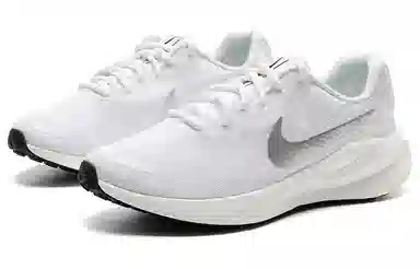 Nike Revolution 7 White
