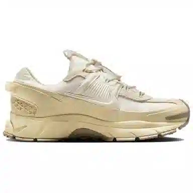 Nike Zoom Vomero Roam Beige