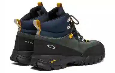 Oakley Traverse Boot