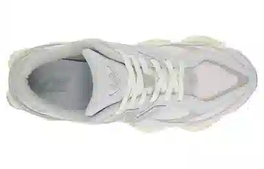 New Balance 9060 Light Grey