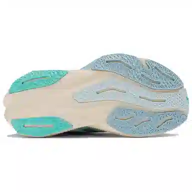 New Balance FuelCell Rebel V4