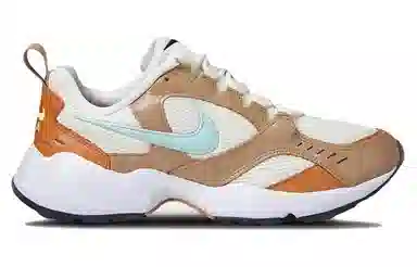 Nike Air Heights Beige Brown