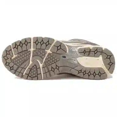 New Balance 1906R Beige