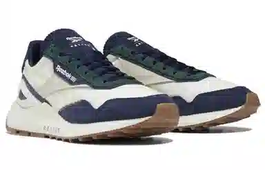 ROMANTIC CROWN x Reebok Classic Legacy Az Navy