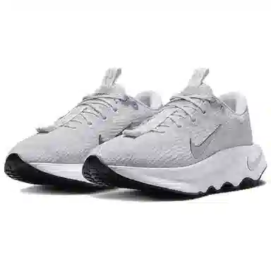 Nike Motiva Premium
