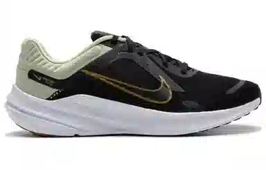 Nike Quest 5 Black