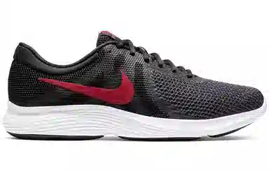 Nike REVOLUTION 4