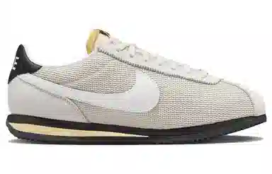 Nike Cortez "Light Orewood Brown"