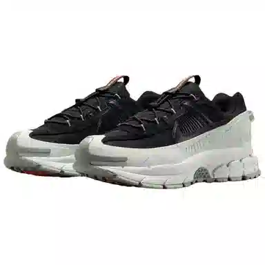 Nike Zoom Vomero 5 Roam "Black Light Silver"