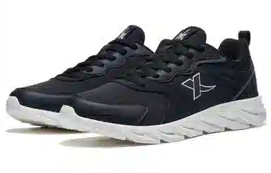 特步 防滑耐磨 跑步鞋 男款 黑白