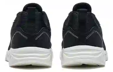 特步 防滑耐磨 跑步鞋 男款 黑白