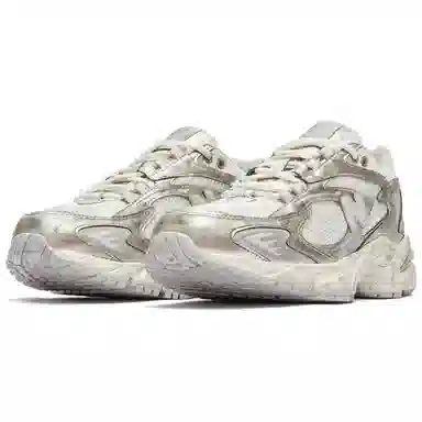 New Balance 725 Retro Champagne