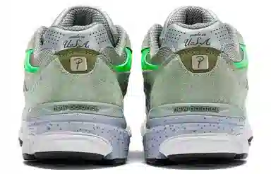 Patta x New Balance 990 V3 Light Olive