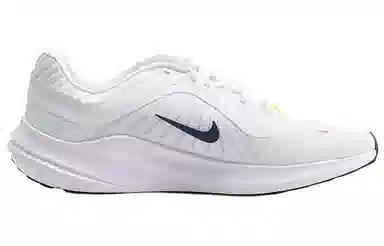 Nike Quest 5