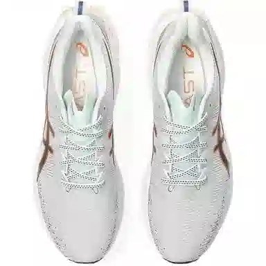 Asics Novablast 3 LE