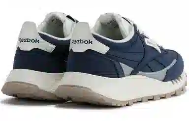 Reebok CL Legacy