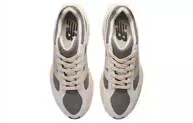 New Balance Warped Runner Grey