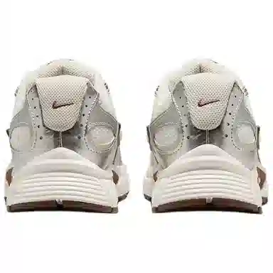 Nike V5 RNR White Brown