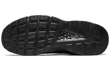 特步 简约都市中帮运动鞋 黑色