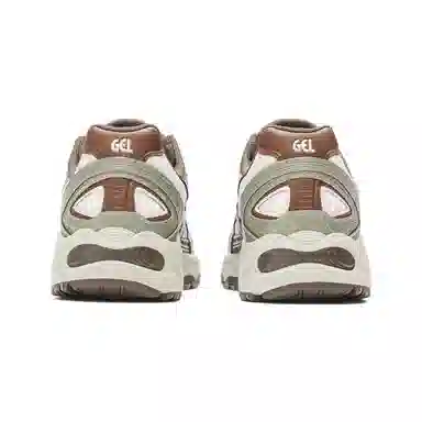 Asics Gel-Kahana TR V4 Brown