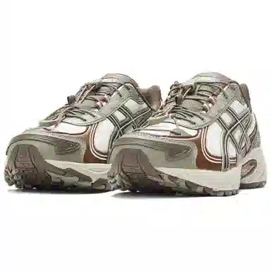 Asics Gel-Kahana TR V4 Brown