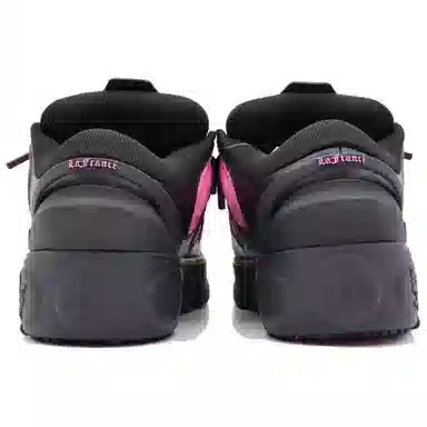 PUMA LaFrance "Untouchable"