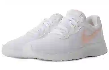 Nike Tanjun