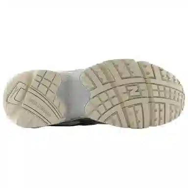 New Balance 725 White