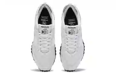 Reebok LX2200