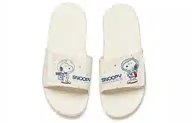SNOOPY x Anta