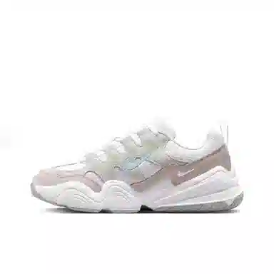 Nike Tech Hera