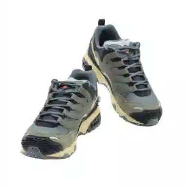 UNDEFEATED x Nike Air Terra Humara "Olive"