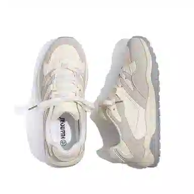 HUANQIU Classic Low Top Sneakers Beige