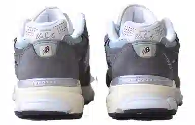 KITH x New Balance 990 V3