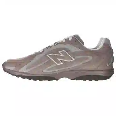 New Balance 204L MIU