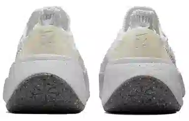 Nike space hippie 04