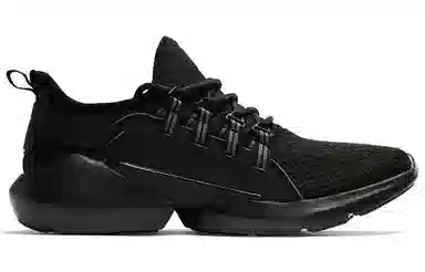 特步 都市时尚休闲鞋 黑色