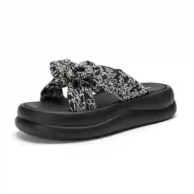 Warrior French Chic Slide Sandals Black Cream