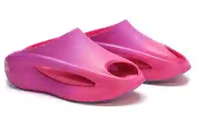 Li-Ning x League of Legends Slay Pool Party