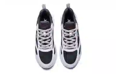 特步 网面透气耐磨 时尚低帮休闲运动鞋 黑白