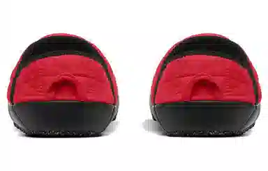The North Face ThermoBall Traction Low Red