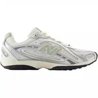 New Balance 204L Silver White