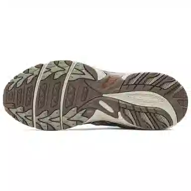 Asics Gel-Kahana TR V4 Brown