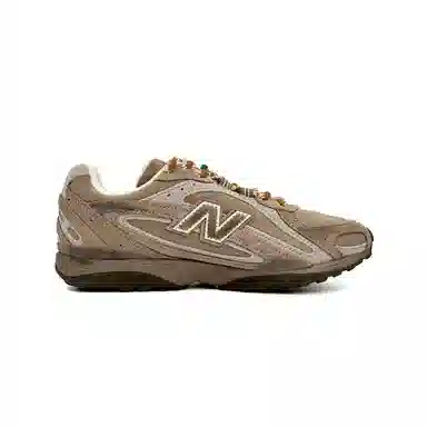 New Balance 204L MIU
